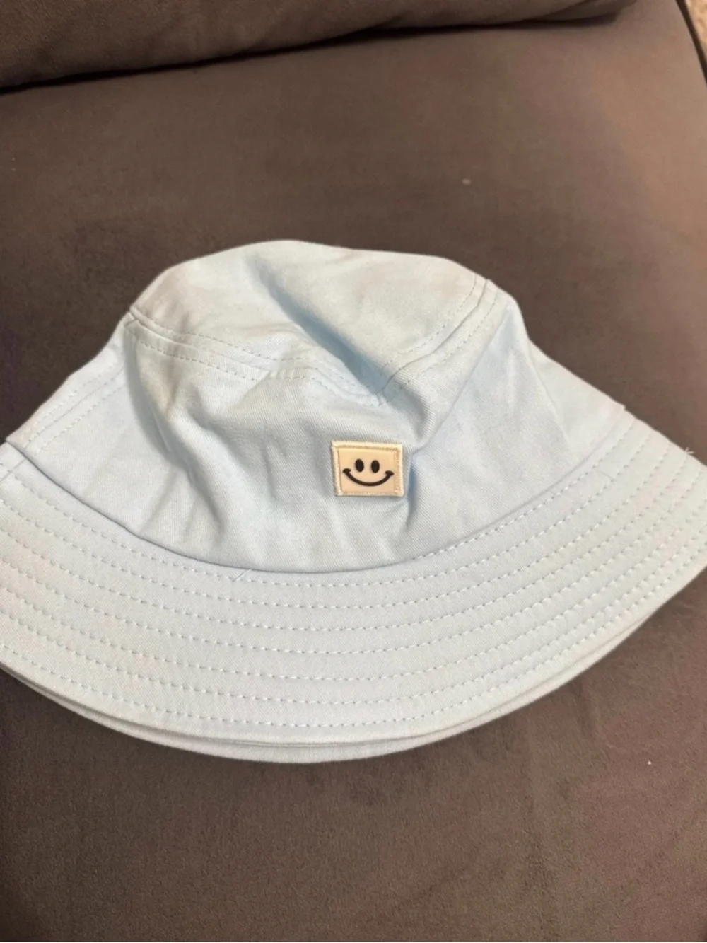 Kids Light Blue Smiley Bucket Hat